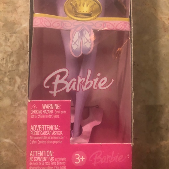 Barbie - Picture 5 of 10